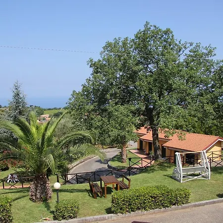 Borgo San Cosmo Tropea Bed & Breakfast