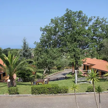 Borgo San Cosmo Tropea 4*