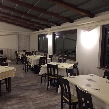 Alojamento de Acomodação e Pequeno-almoço Borgo San Cosmo Tropea