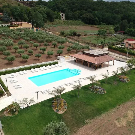 Borgo San Cosmo Tropea Bed & Breakfast Brattiro