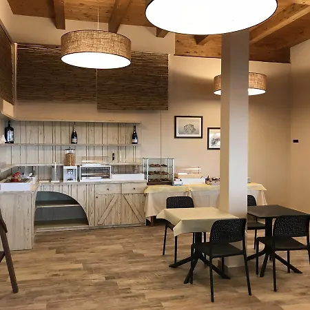 Borgo San Cosmo Tropea 4*