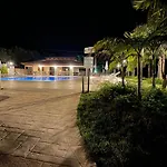 Borgo San Cosmo Tropea 4* Brattiro