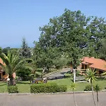 Borgo San Cosmo Tropea 4*