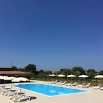 Borgo San Cosmo Tropea 4* Brattiro