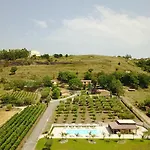 Borgo San Cosmo Tropea 住宿加早餐酒店 4*
