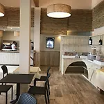 فندق مبيت وإفطار Borgo San Cosmo Tropea 4*
