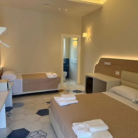 Oda ve Kahvaltı Borgo San Cosmo Tropea