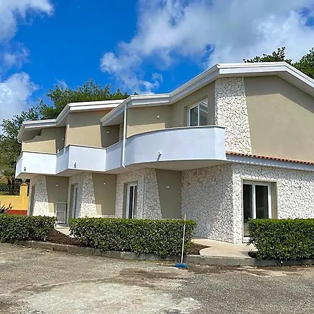Borgo San Cosmo Tropea Oda ve Kahvaltı Brattiro