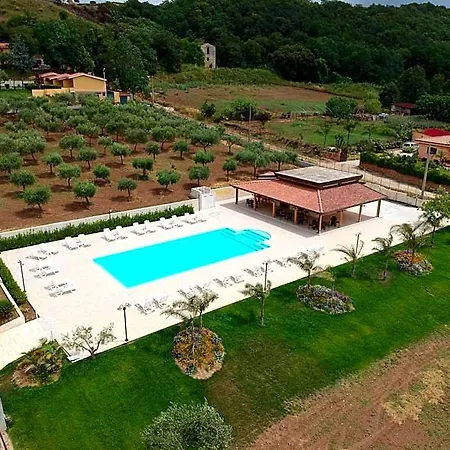Borgo San Cosmo Tropea 4*
