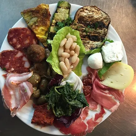 Borgo San Cosmo Tropea 4* Brattiro