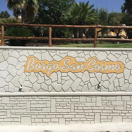 לינה וארוחת בוקר Borgo San Cosmo Tropea 4*