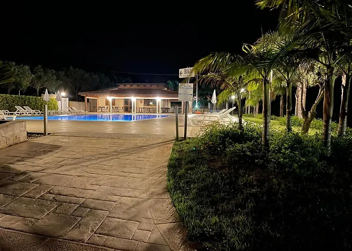 Borgo San Cosmo Tropea 4* Brattiro