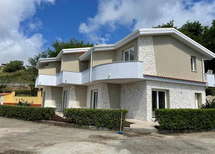 Borgo San Cosmo Tropea 4* Brattiro