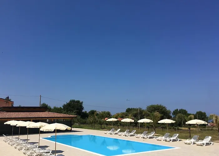 Borgo San Cosmo Tropea 4* Brattiro